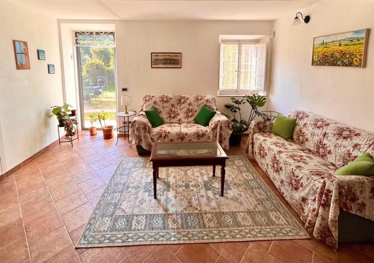 B&B Giardino Delle Camelie Capannori Buitenkant foto